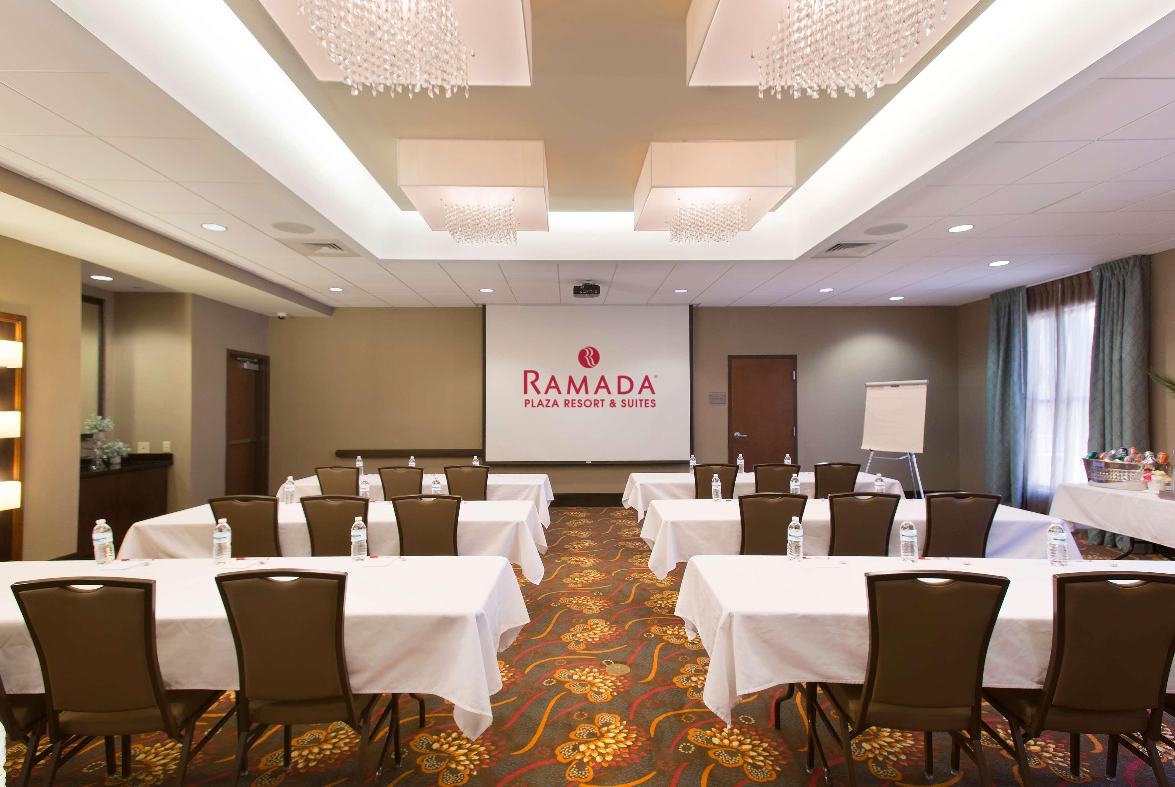 Ramada Plaza By Wyndham Orlando Resort & Suites Intl Drive Esterno foto