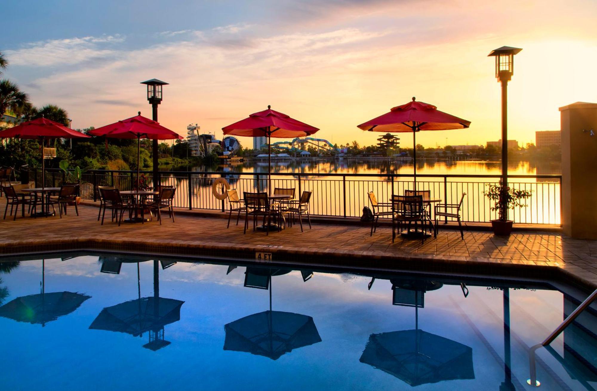 Ramada Plaza By Wyndham Orlando Resort & Suites Intl Drive Esterno foto